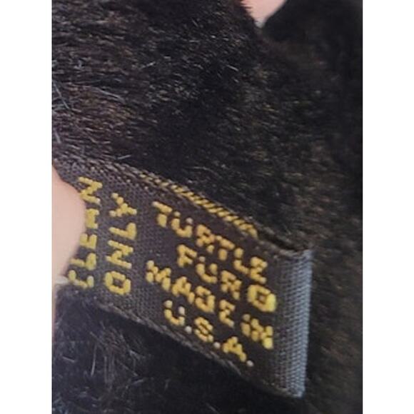Turtle Fur Black Chenille Winter Hat OS Retro Cozy Faux Fur EUC - Picture 5 of 6